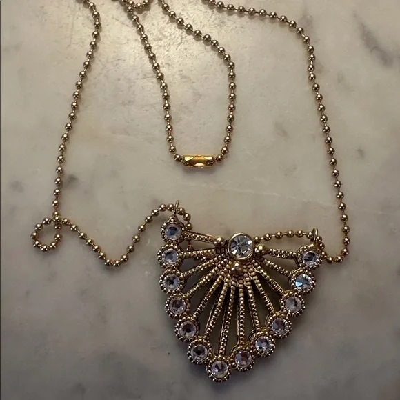 VSA Necklace - Picture 4 of 4